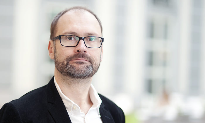 Professor Per Strömberg tilldelas Torsten och Ragnar Söderbergs professur i ekonomi 2014